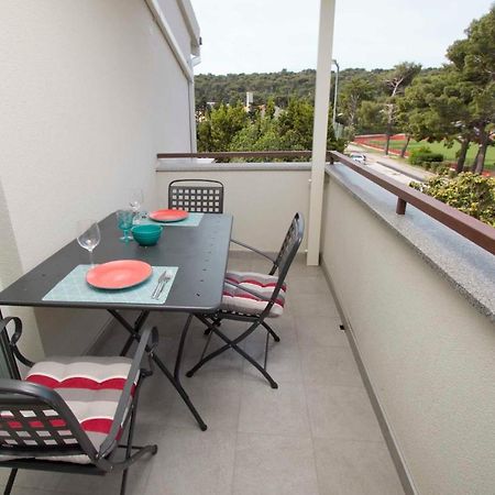 Apartments Besker Makarska Buitenkant foto