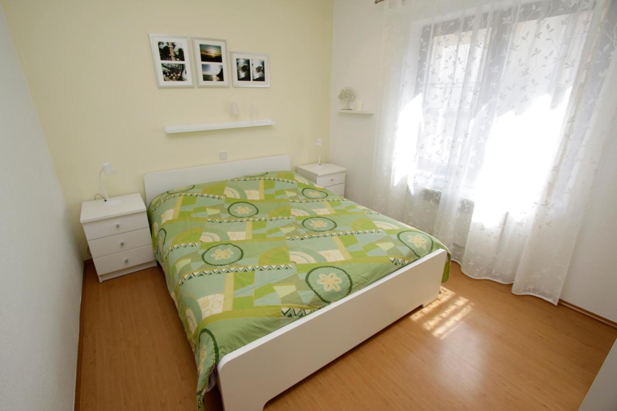 Apartments Besker Makarska Buitenkant foto